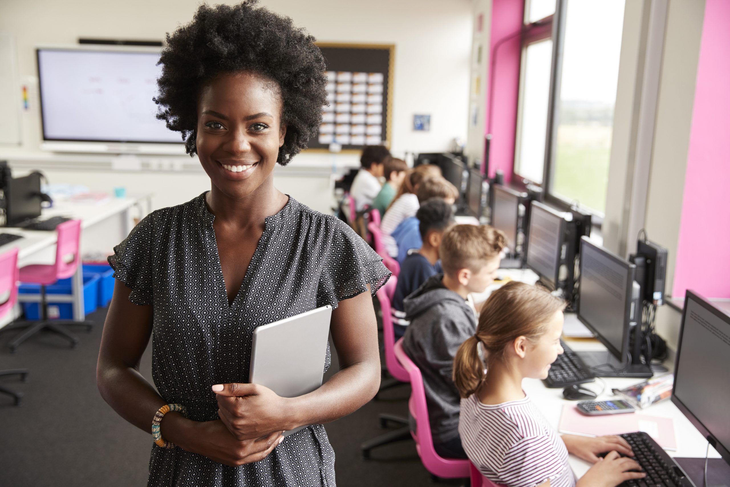 Featured Image for How Administrators Can Communicate with Teachers About Virtual Education